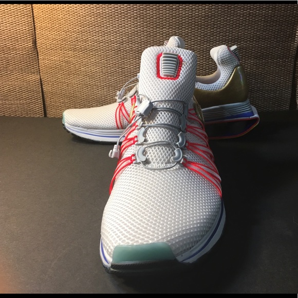 Nike Shox Gravity “Vast Grey Metallic Gold” Sz. 12 - Picture 4 of 5